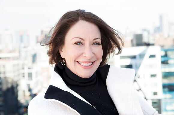 ABOUT DEBORAH LIPPMANN