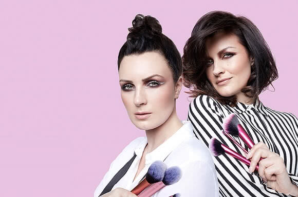 ABOUT REAL TECHNIQUES