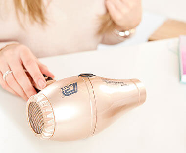 Parlux produkt ligger på bordet